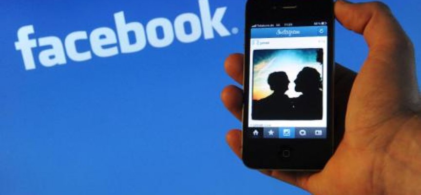 Facebook se alía con la publicidad móvil y duplica beneficios