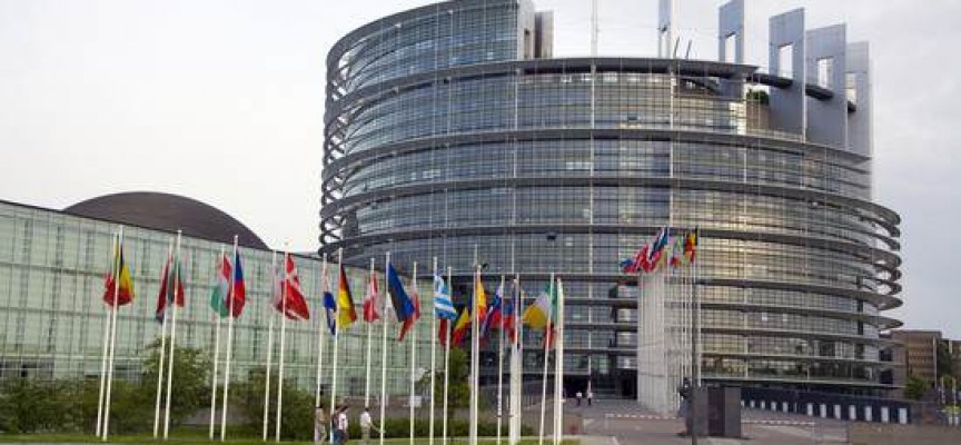 Prácticas formativas para jóvenes en el Parlamento Europeo. Hasta el 1 junio.