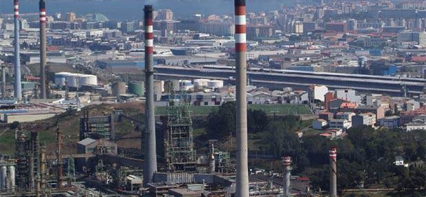 La revisión de la refinería de Repsol en A Coruña creará 500 empleos en su fase punta.