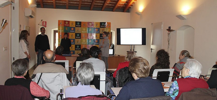 Benicàssim (Castellón) da a conocer sus servicios para empresarios de la Agencia de Empleo y Desarrollo Local